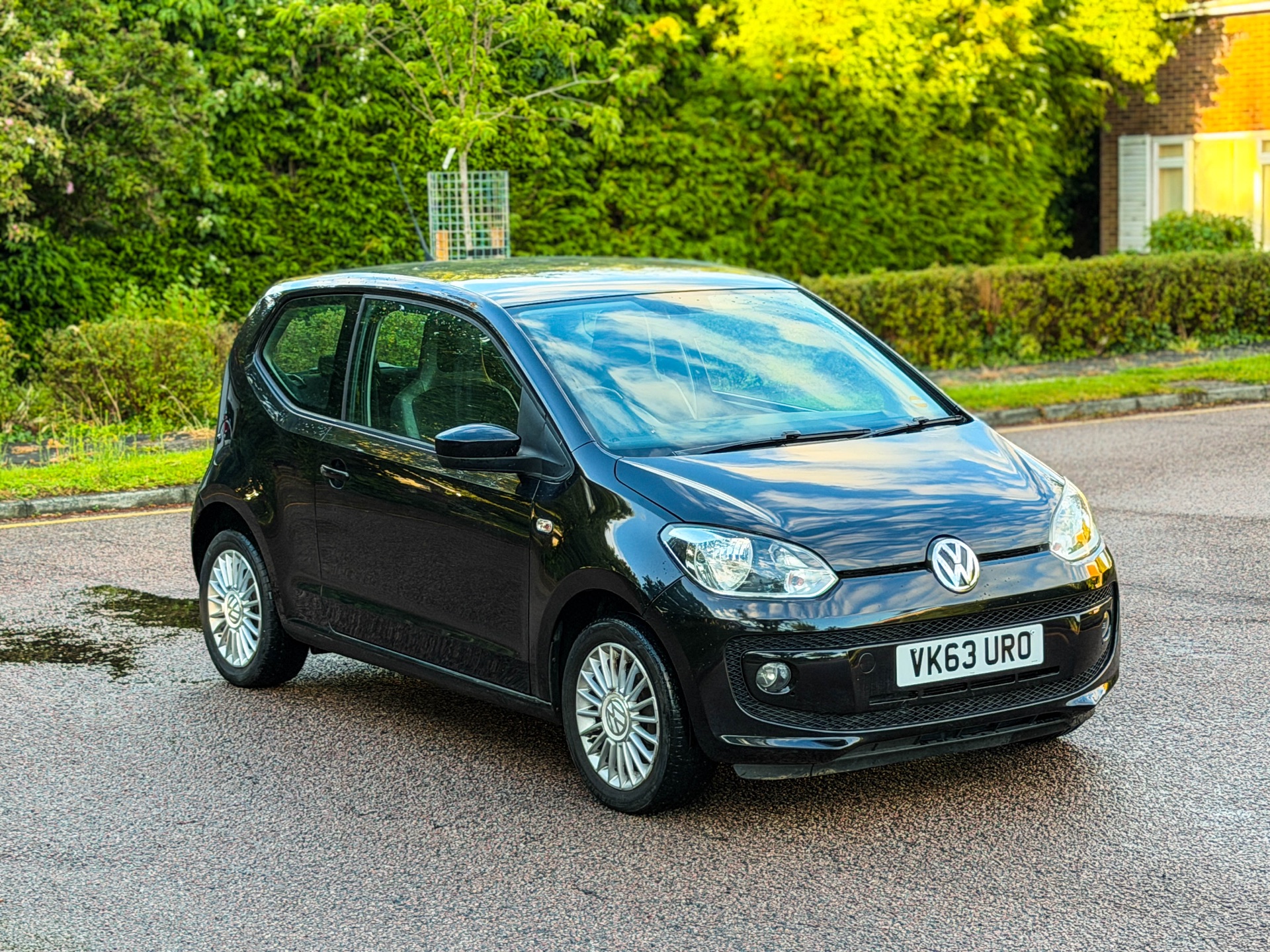 Volkswagen High Up 1.0